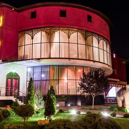 India Palace Hotel Kharkiv Ngoại thất bức ảnh