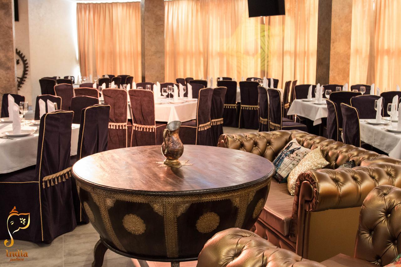 India Palace Hotel Kharkiv Ngoại thất bức ảnh