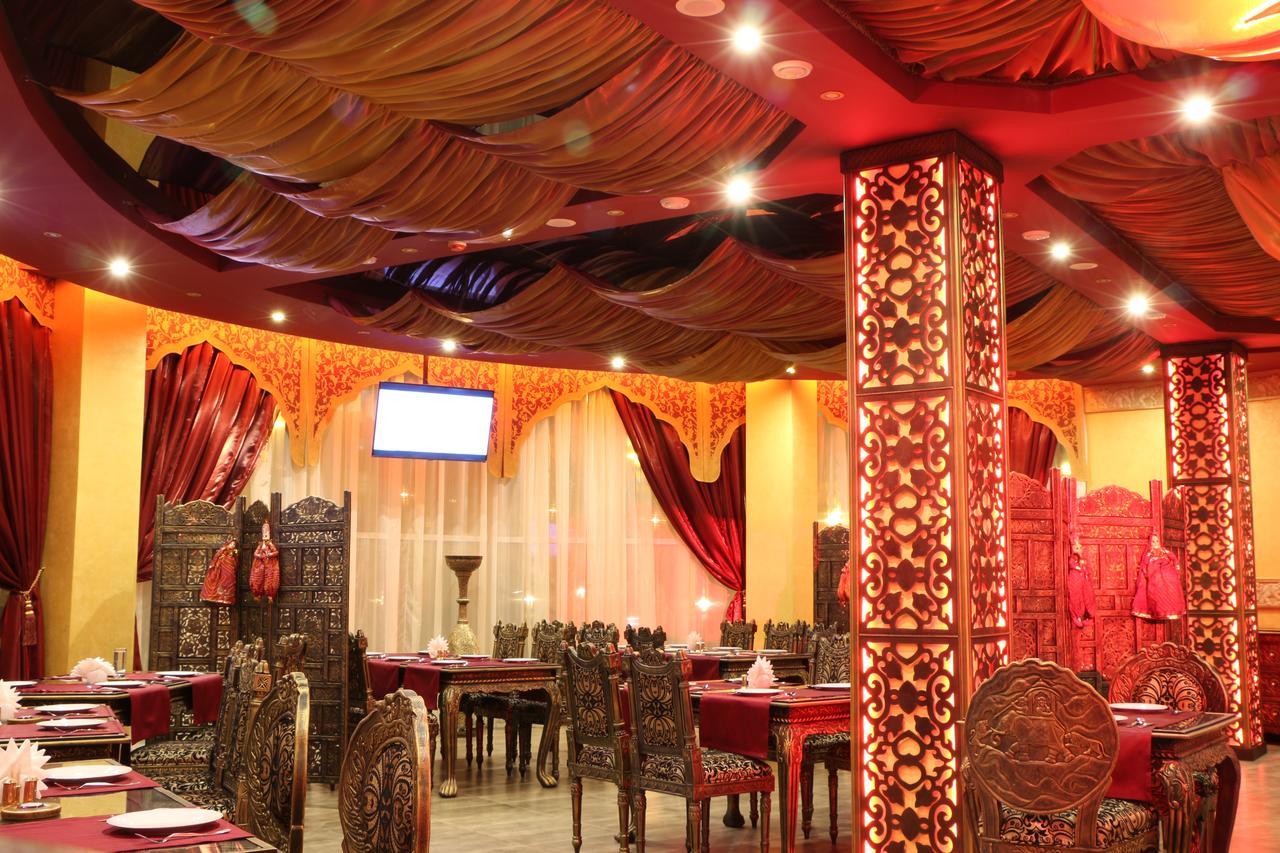India Palace Hotel Kharkiv Ngoại thất bức ảnh