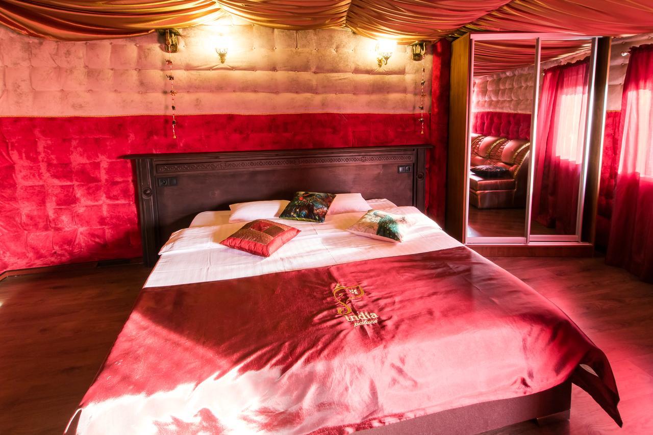 India Palace Hotel Kharkiv Ngoại thất bức ảnh
