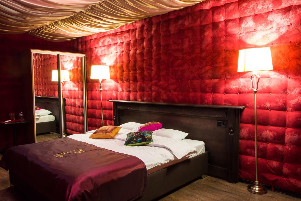India Palace Hotel Kharkiv Ngoại thất bức ảnh