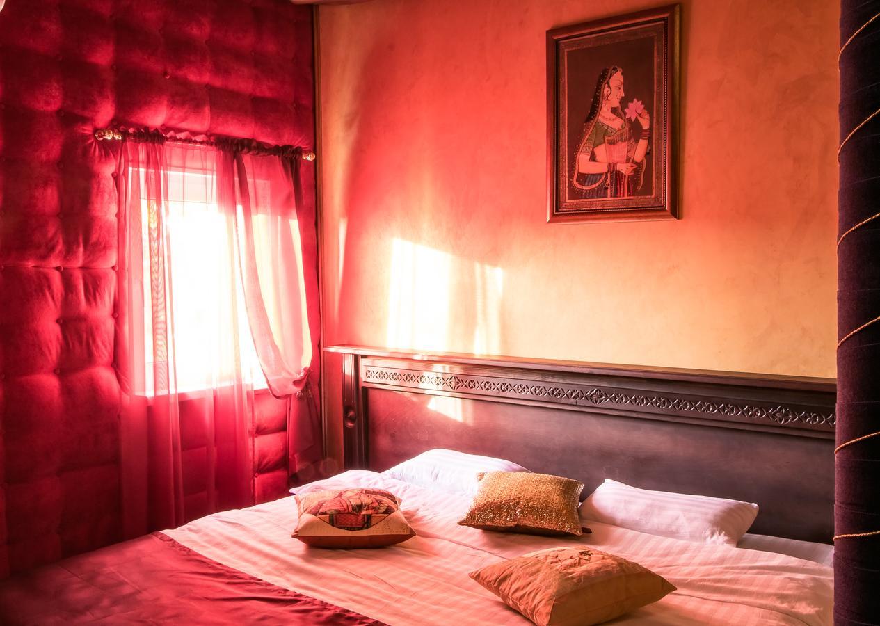 India Palace Hotel Kharkiv Ngoại thất bức ảnh