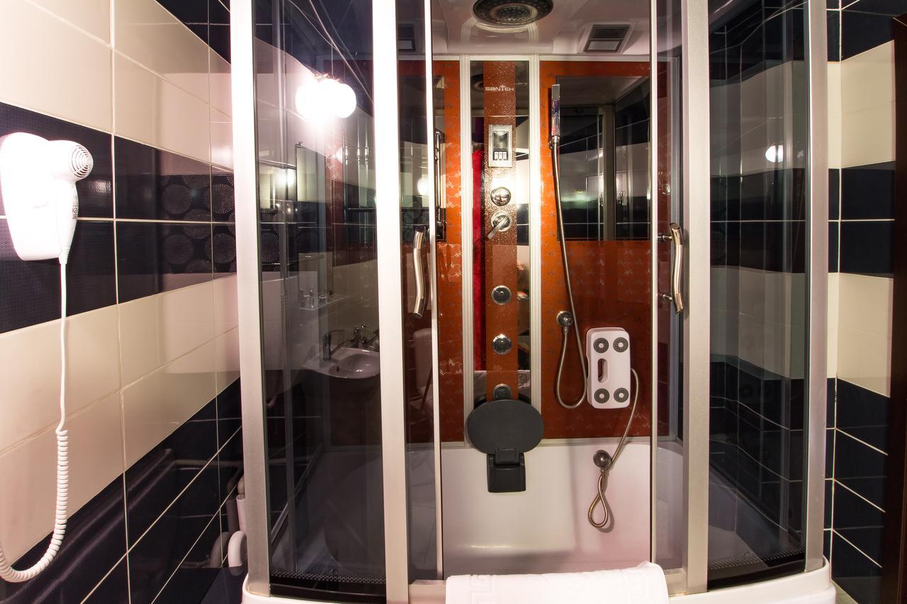 India Palace Hotel Kharkiv Ngoại thất bức ảnh