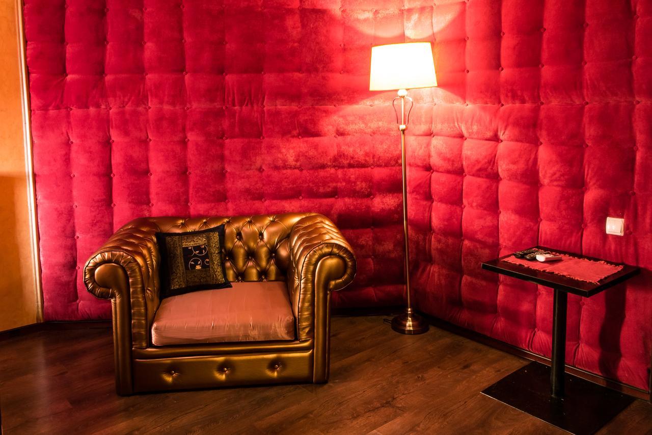 India Palace Hotel Kharkiv Ngoại thất bức ảnh