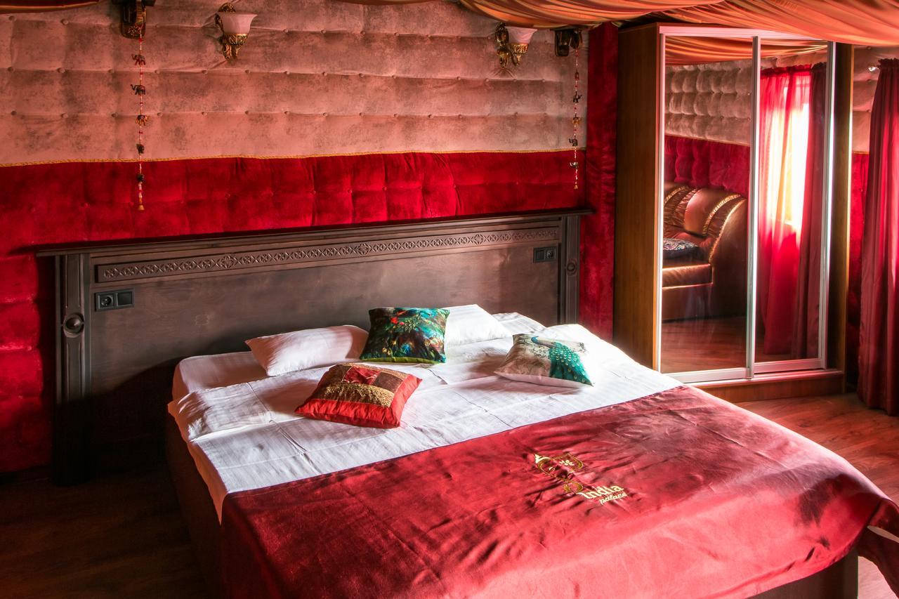 India Palace Hotel Kharkiv Ngoại thất bức ảnh
