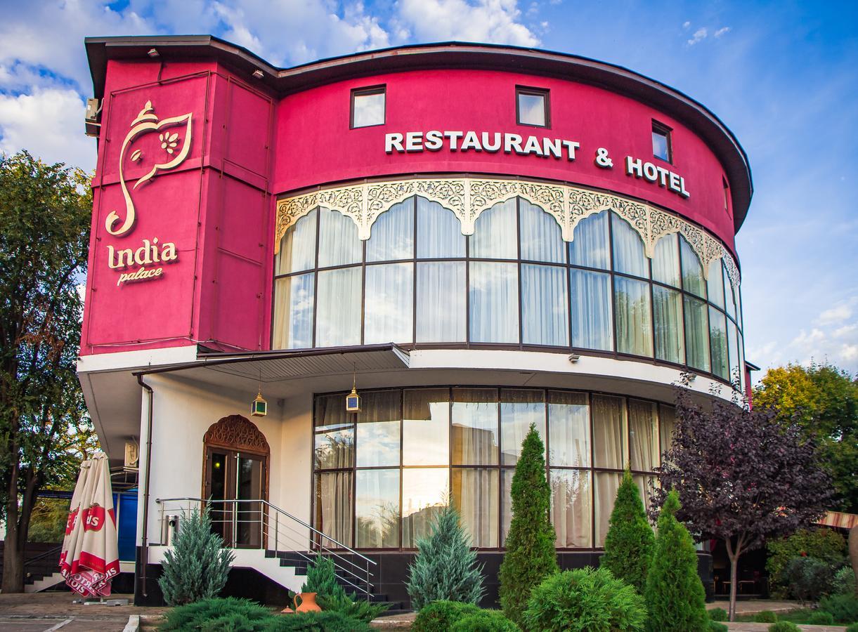 India Palace Hotel Kharkiv Ngoại thất bức ảnh